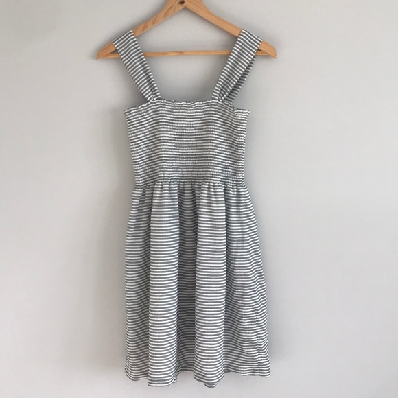 Madewell Texture and Thread Smocked Dress - Picture 7 of 8